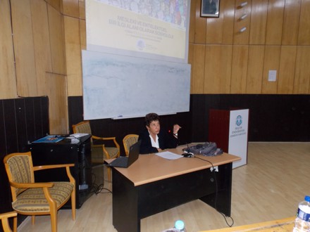 Mesleki ve entelektüel bir ilgi alanı olarak sosyoloji